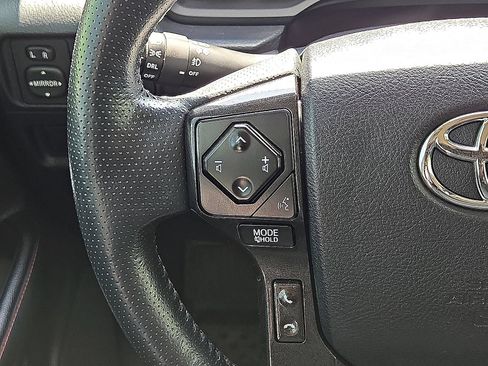 Used 2024 Toyota 4Runner TRD Off-Road Premium w/ Moonroof Package AWD/4WD image 19