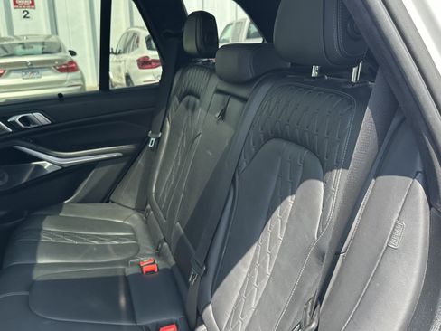 Used 2020 BMW X5 M50i AWD/4WD image 32