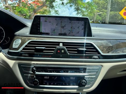 Used 2016 BMW 740i RWD image 20