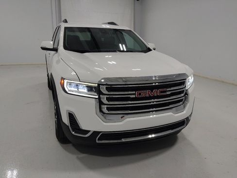 Used 2023 GMC Acadia SLE w/ Driver Convenience Package image 14