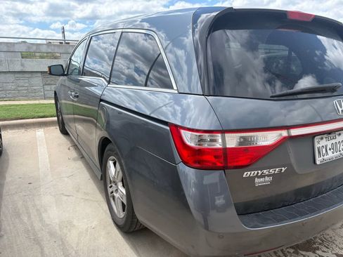 Used 2013 Honda Odyssey Touring image 6