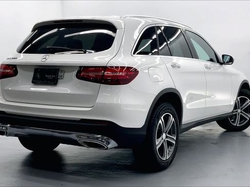 Used 2017 Mercedes-Benz GLC 300 image 4