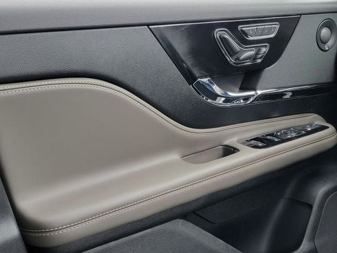 New 2026 Lincoln Corsair Reserve AWD/4WD image 35