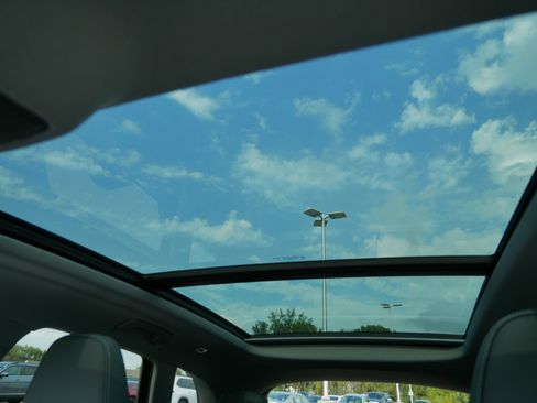 New 2025 Audi Q5 Premium Plus image 15