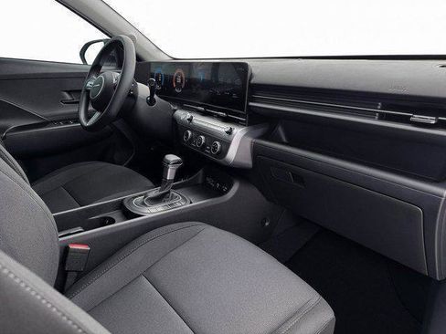 New 2026 Hyundai Kona SE image 15