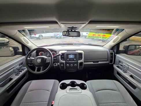 Used 2013 RAM 1500 Classic SLT w/ Premium Display Pkg AWD/4WD image 2