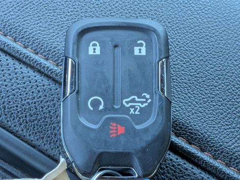 Used 2020 GMC Sierra 1500 AT4 w/ AT4 Premium Package image 35