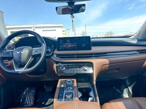 Used 2024 INFINITI QX60 Sensory w/ Vision Package AWD/4WD image 29