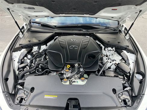 Used 2024 INFINITI Q50 Sensory image 31