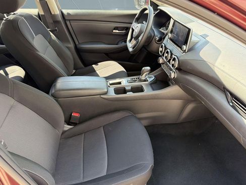 Used 2025 Nissan Sentra SV FWD image 29