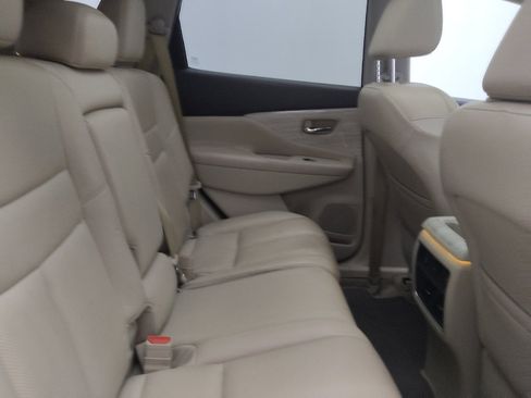 Used 2015 Nissan Murano Platinum w/ Platinum Technology Package FWD image 19