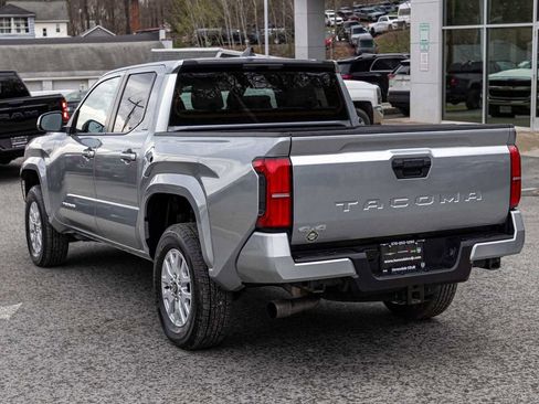 Used 2025 Toyota Tacoma SR5 image 6