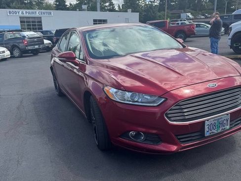 Used 2014 Ford Fusion SE w/ Equipment Group 202A FWD image 1