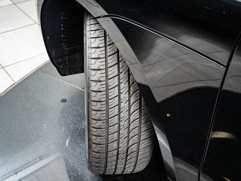 Certified 2021 Porsche Macan GTS image 41