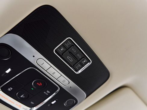 Used 2022 Bentley Flying Spur W12 AWD/4WD image 84
