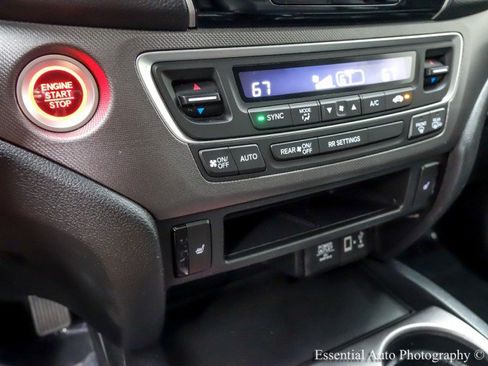 Used 2023 Honda Ridgeline RTL image 19