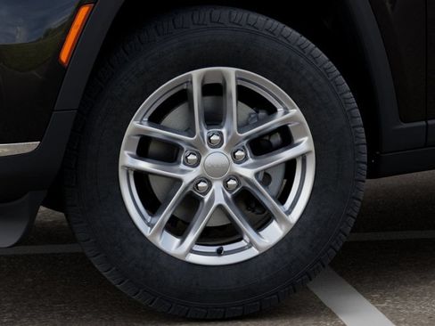 New 2026 Jeep Grand Cherokee L Laredo RWD image 8