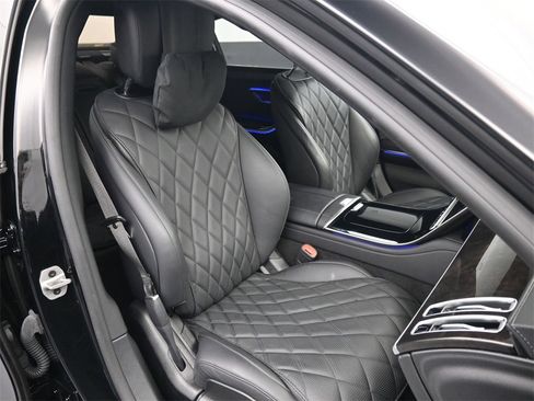 Used 2024 Mercedes-Benz S 500 S 500 image 17