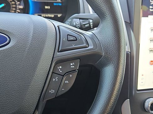 Used 2022 Ford Edge SE w/ Black Appearance Package image 27