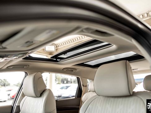 Used 2024 Genesis GV80 2.5T w/ Advanced Package image 20