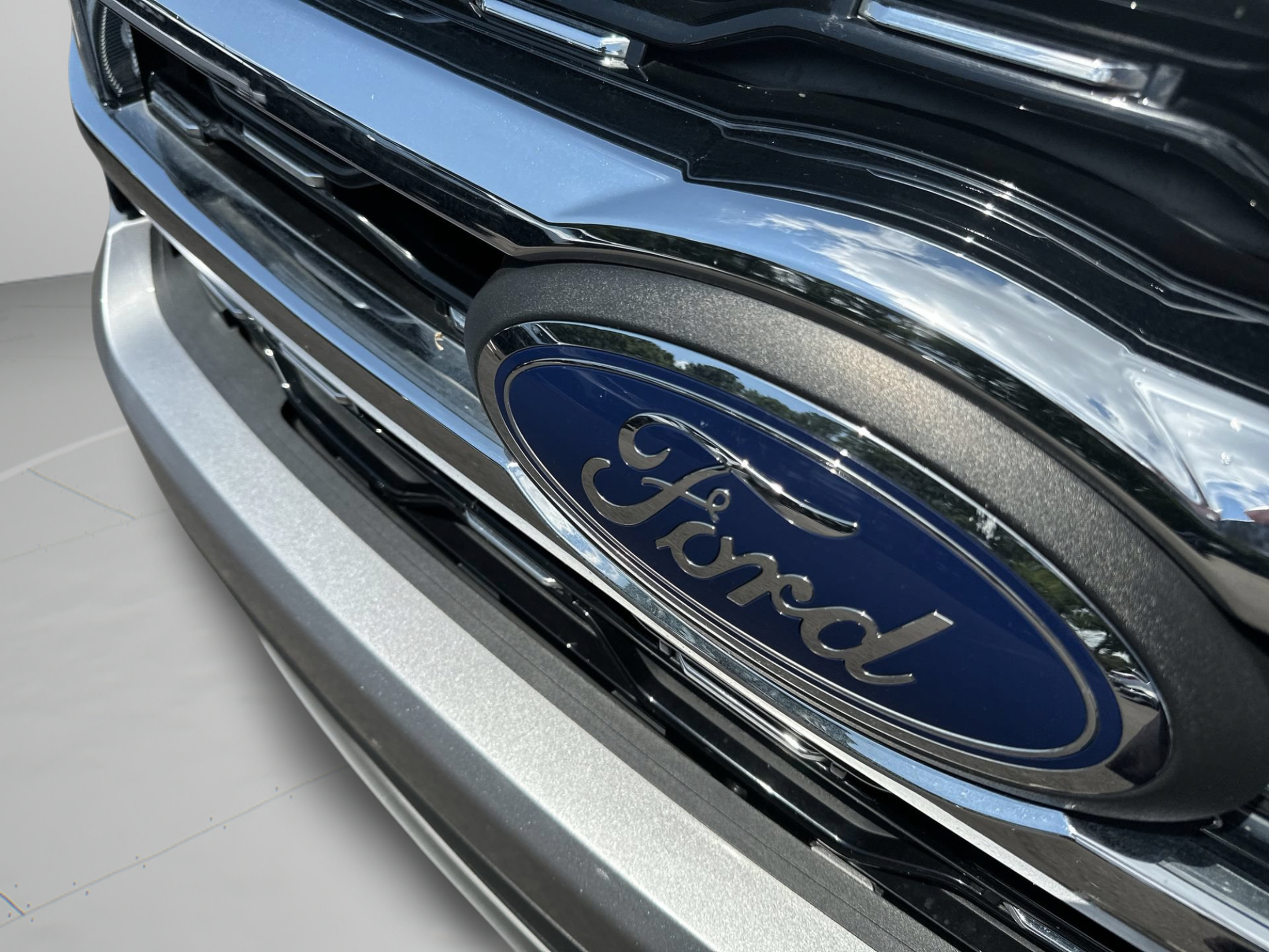 Used 2023 Ford Expedition Limited RWD image 25