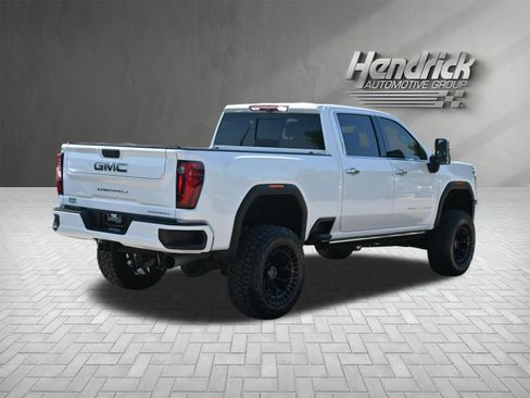 Used 2024 GMC Sierra 2500 Denali Ultimate AWD/4WD image 10