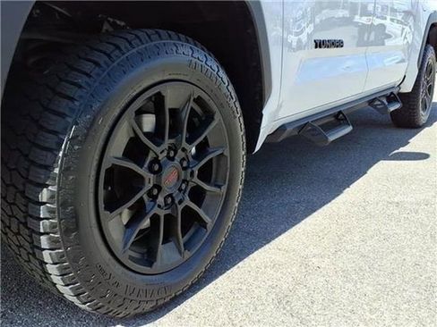 Used 2024 Toyota Tundra SR5 w/ SR5 Premium Package AWD/4WD image 49