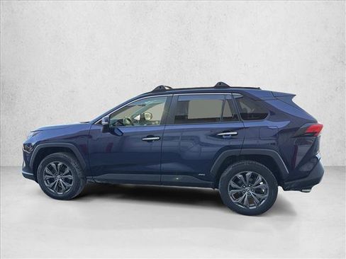 Used 2022 Toyota RAV4 Limited image 8
