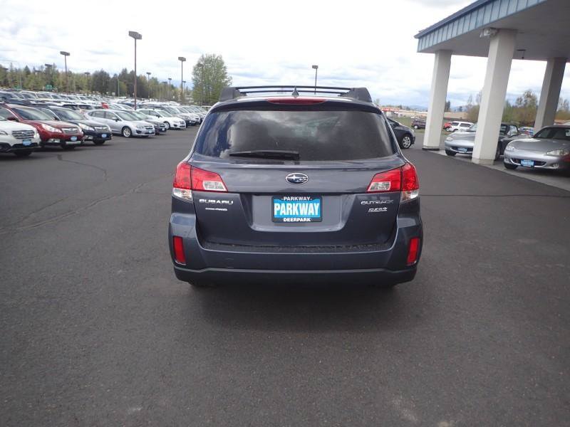 Used 2014 Subaru Outback 2.5i Limited AWD/4WD image 4