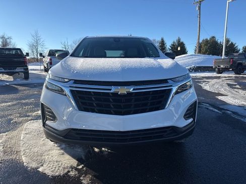 Used 2023 Chevrolet Equinox LS w/ LS Convenience Package image 8