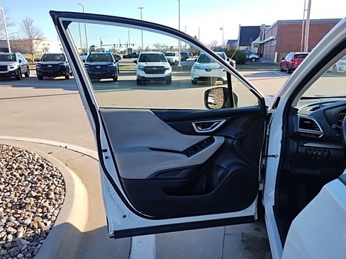 Certified 2023 Subaru Forester Premium image 12