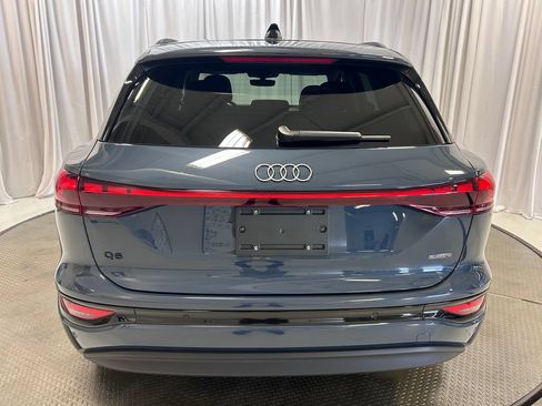 Used 2025 Audi Q6 e-tron Premium Plus w/ Premium Plus AWD/4WD image 27