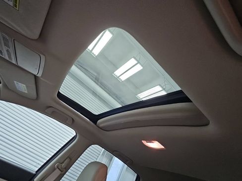 Used 2016 Honda CR-V Touring image 31