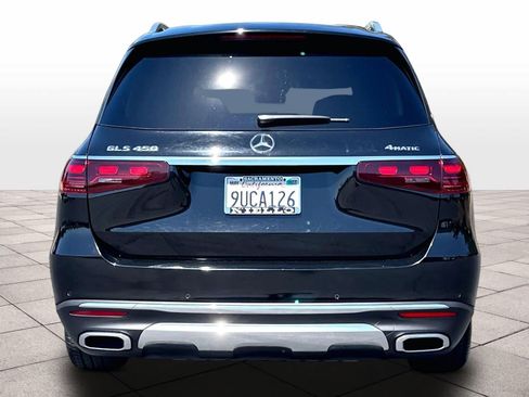 Used 2024 Mercedes-Benz GLS 450 4MATIC image 7