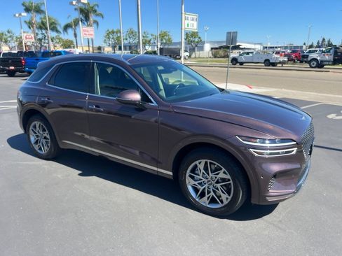 Used 2023 Genesis GV70 2.5T w/ Advanced Package AWD/4WD image 12