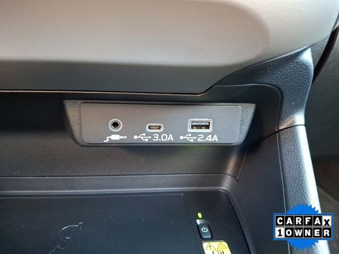 Certified 2025 Subaru Crosstrek 2.5i Limited image 38