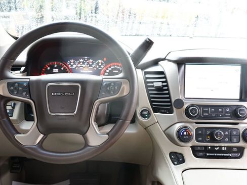 Used 2015 GMC Yukon XL Denali w/ Touring Package image 14