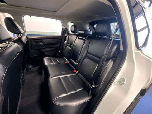 Used 2023 Nissan Rogue SL w/ SL Premium Package AWD/4WD image 15