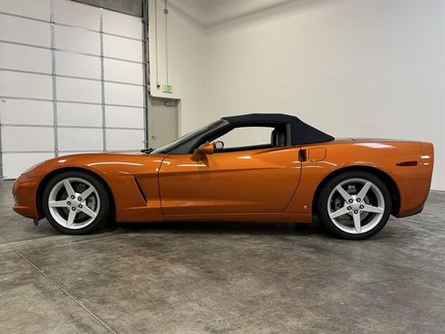 Used 2007 Chevrolet Corvette Convertible w/ Preferred Equipment Group RWD image 4