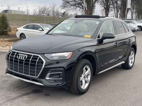 Certified 2022 Audi Q5 2.0T Premium w/ Convenience Package image 3
