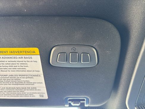 Used 2025 Ford Explorer ST-Line w/ ST-Line Street Pack image 20