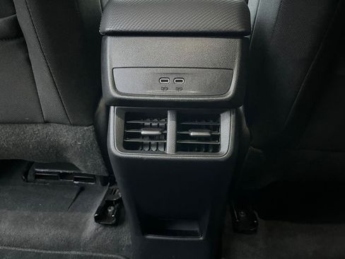 Used 2025 Chevrolet Equinox LT image 24