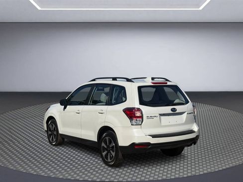 Used 2018 Subaru Forester 2.5i w/ Alloy Wheel Package AWD/4WD image 5