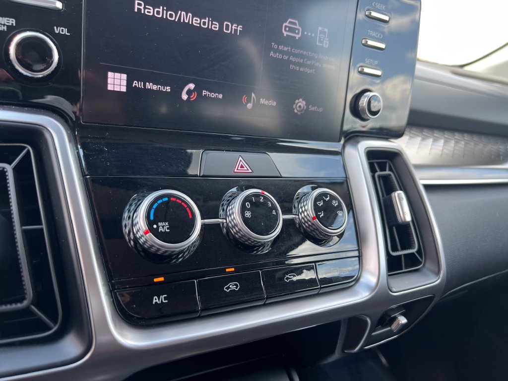 Certified 2023 Kia Sorento LX AWD/4WD image 20