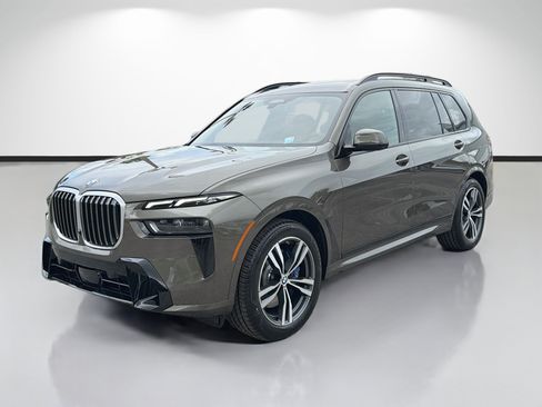 New 2027 BMW X7 xDrive40i w/ M Sport Package AWD/4WD image 7