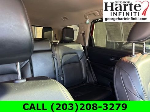 Used 2023 Nissan Pathfinder SL image 20