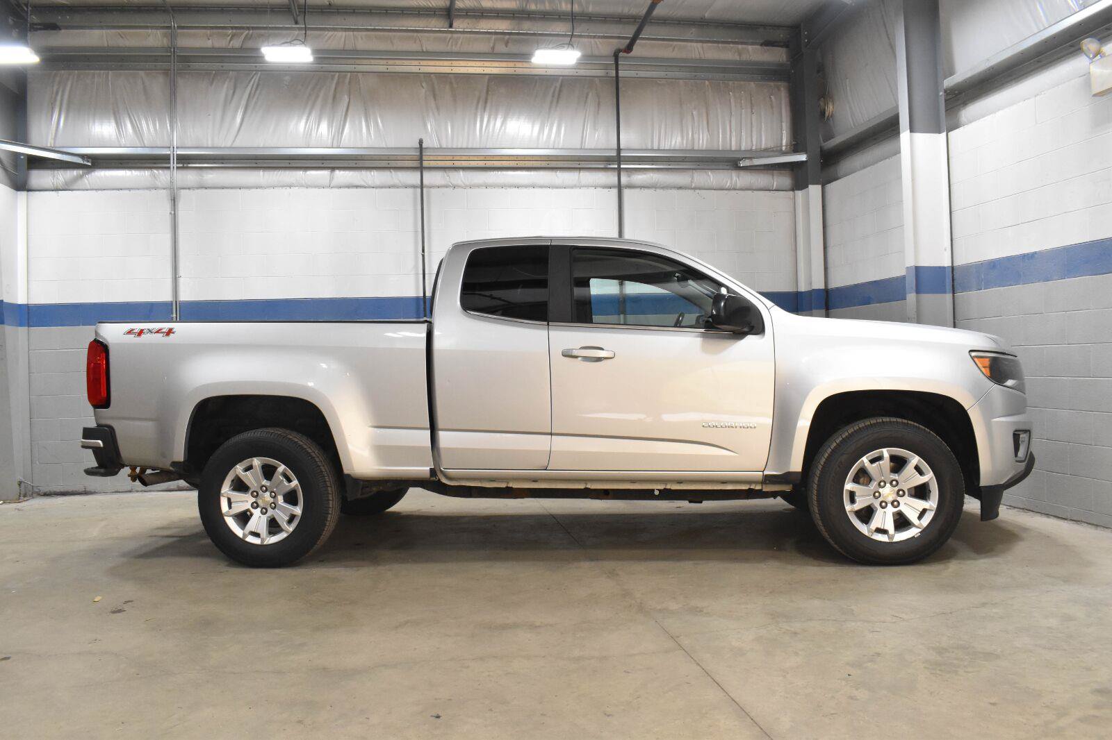 Used 2018 Chevrolet Colorado LT w/ LT Convenience Package AWD/4WD image 22