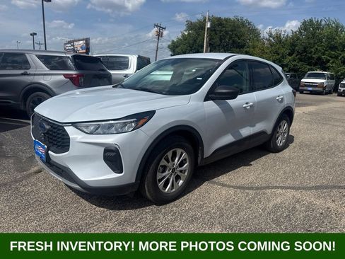Used 2025 Ford Escape Active FWD image 3