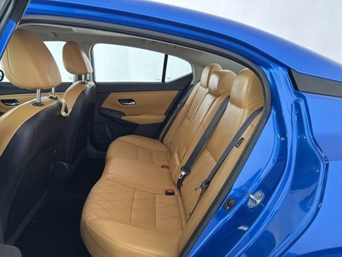 Used 2022 Nissan Sentra SV w/ SV Premium Package image 25