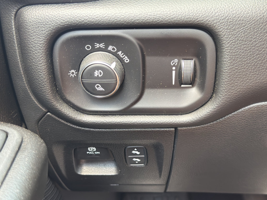 Used 2026 RAM 1500 Big Horn AWD/4WD image 10